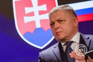 Promenad24 - Robert Fico: Ursula von der Leyen összejátszik Volodimir ...